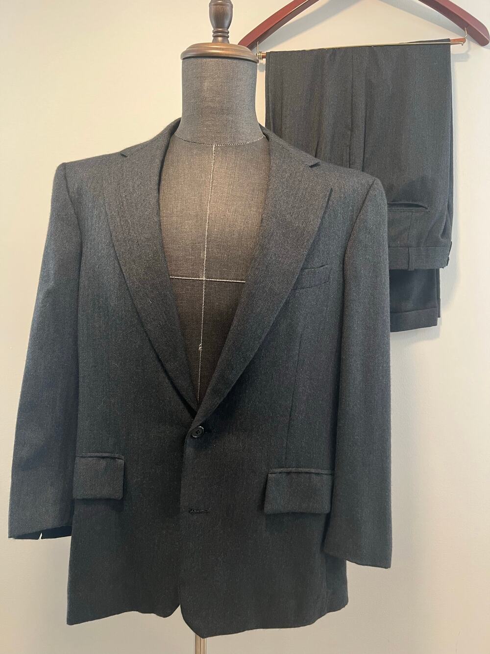 Vintage Bespoke 2 Piece Suit Gray Herringbone Size 44 34 JP
